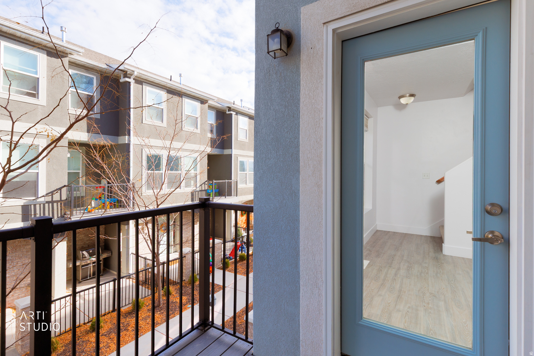 CARDON SQUARE - Residential