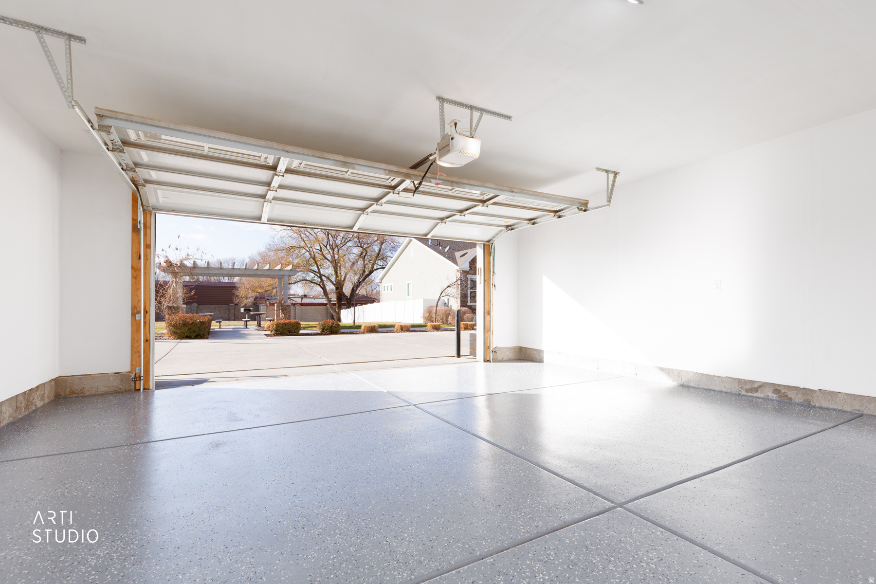 CARDON SQUARE - Residential