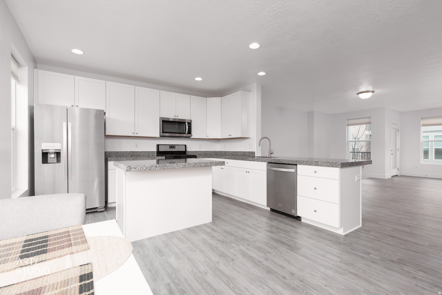 CARDON SQUARE - Residential