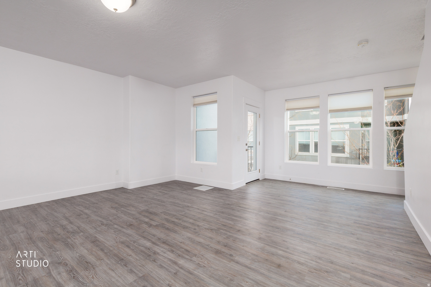 CARDON SQUARE - Residential