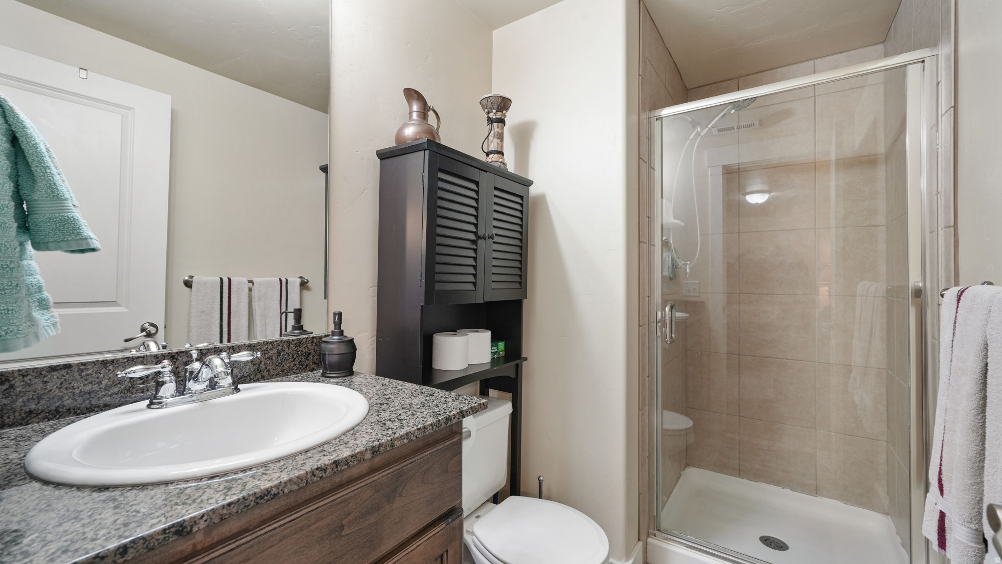 BEAR HOLLOW - Residential