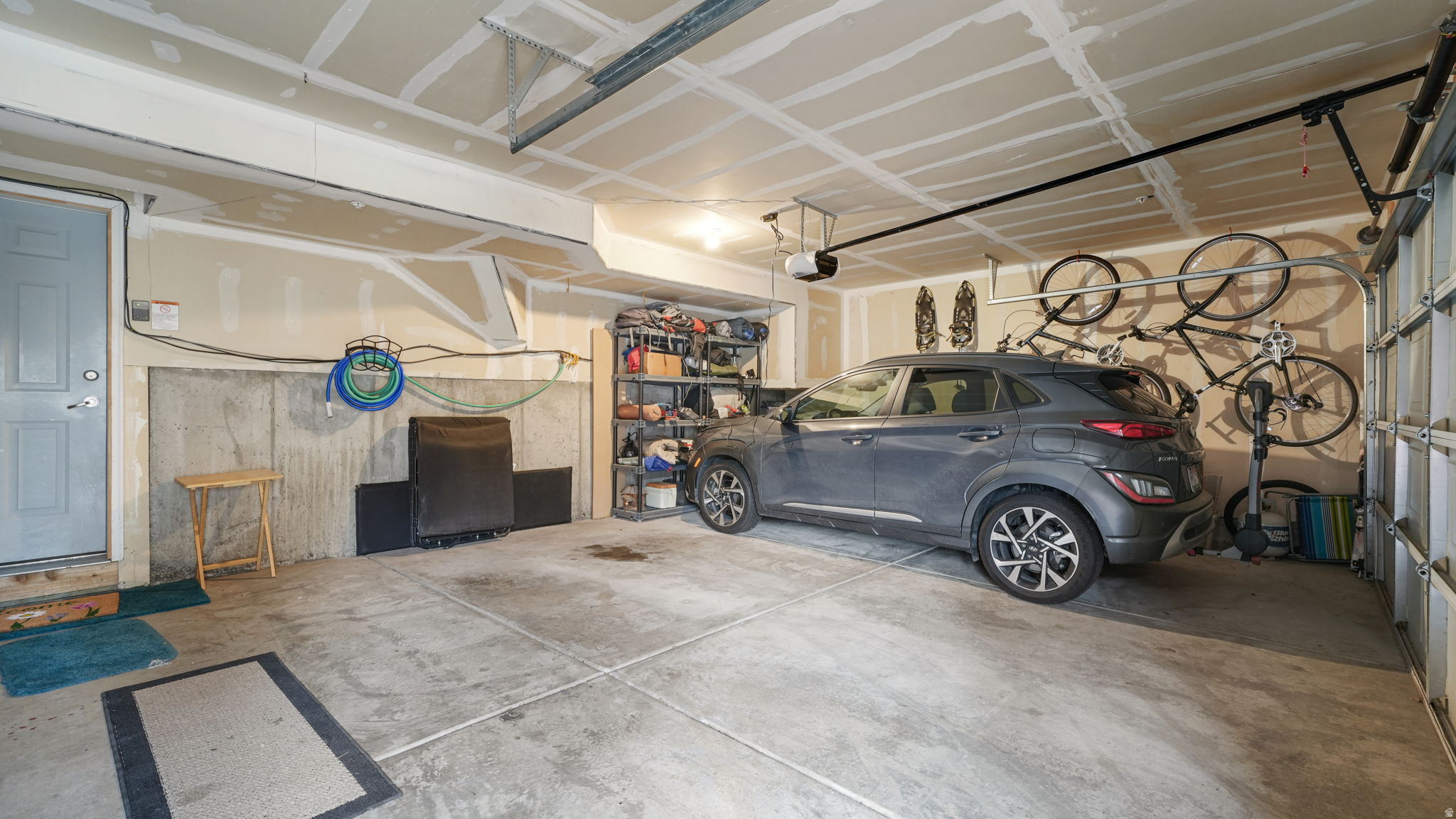 BEAR HOLLOW - Residential