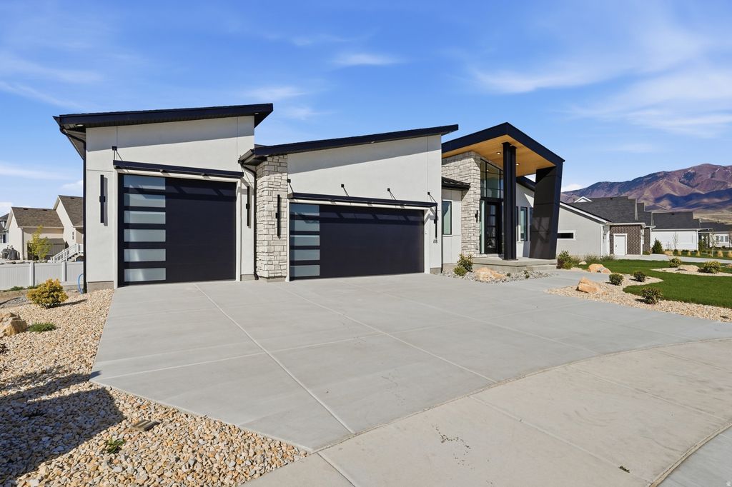 Photo of 118 W MORNING GLORY CIR, Stansbury Park, UT 84074 (MLS # 2154018)