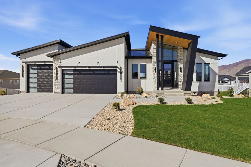 Photo of 118 W MORNING GLORY CIR, Stansbury Park, UT 84074 (MLS # 2154018)