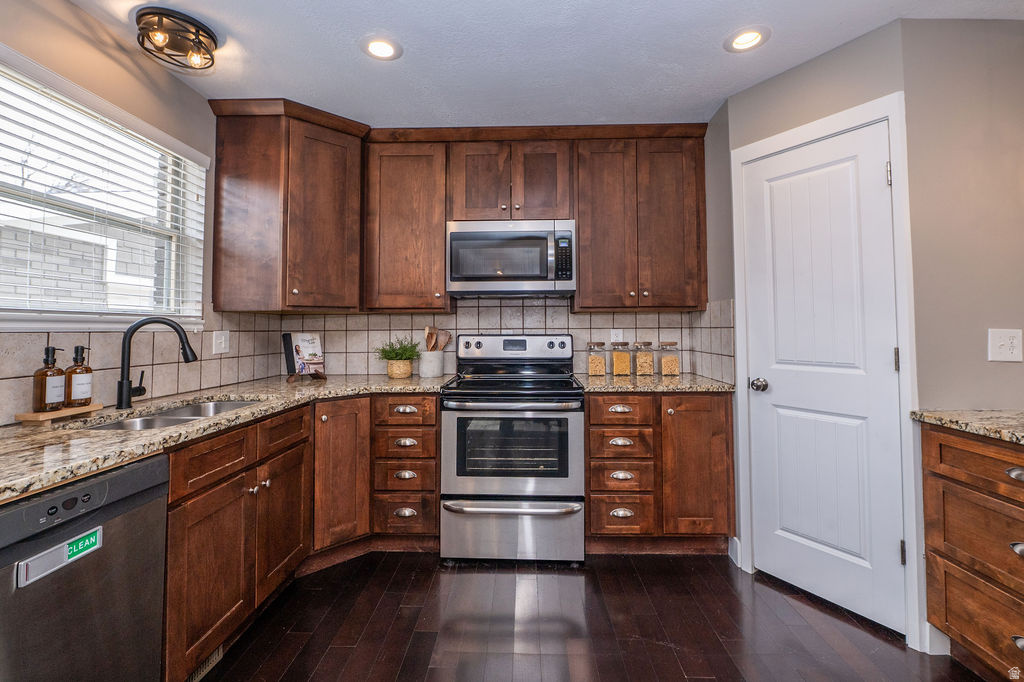 FOX HOLLOW SUB - Residential