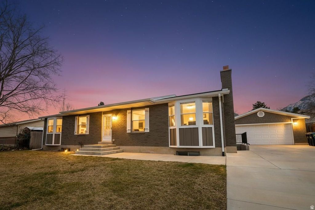 Photo of 9457 S FOX HUNT DR #49, Sandy, UT 84092 (MLS # 2140915)