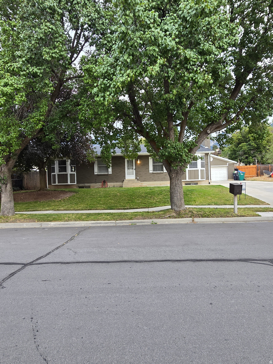 FOX HOLLOW SUB - Residential