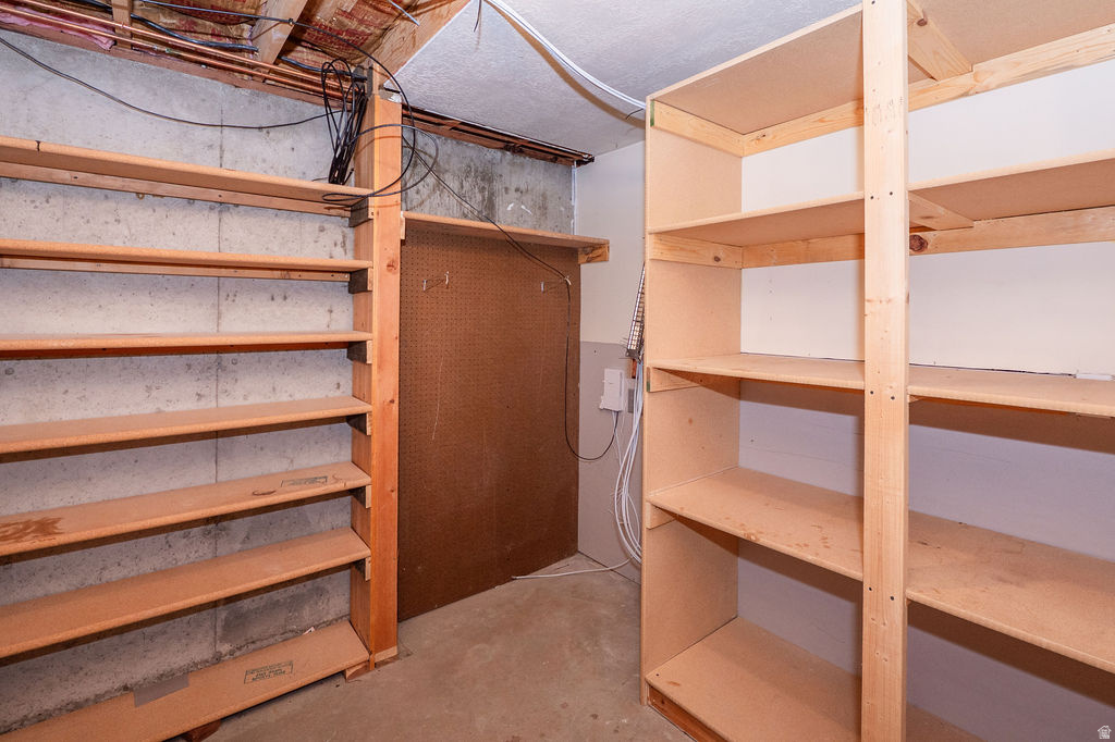 FOX HOLLOW SUB - Residential