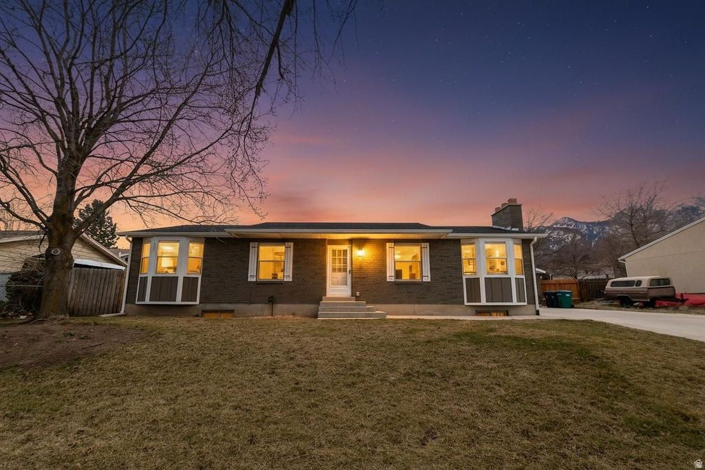 Photo of 9457 S FOX HUNT DR #49, Sandy, UT 84092 (MLS # 2140915)