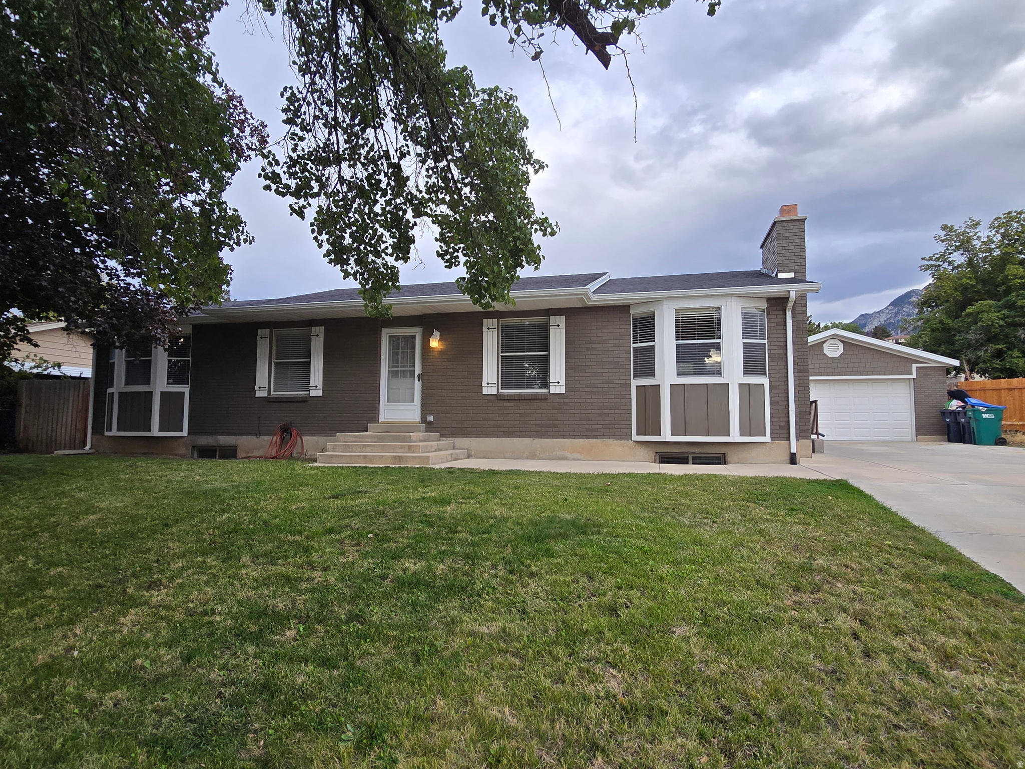 FOX HOLLOW SUB - Residential