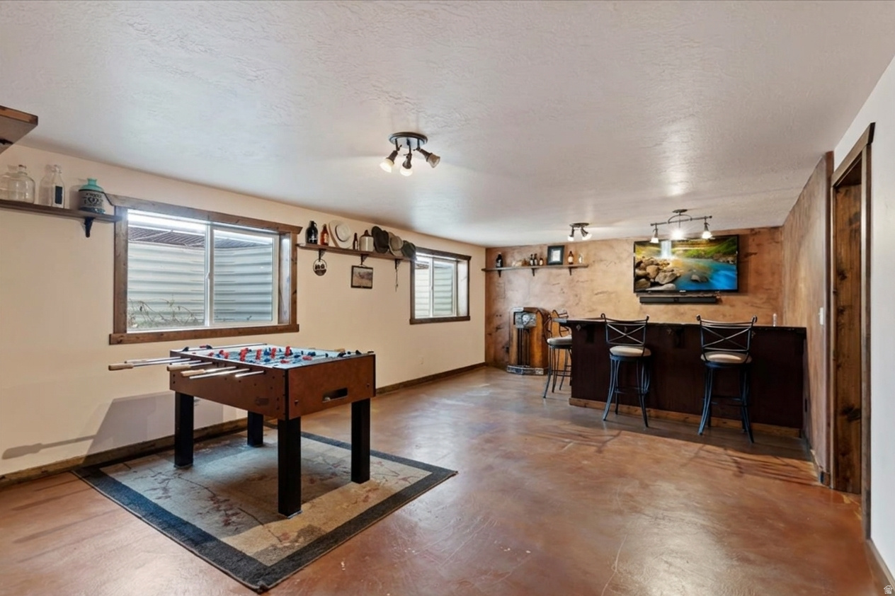 WILLOW CREEK - Residential