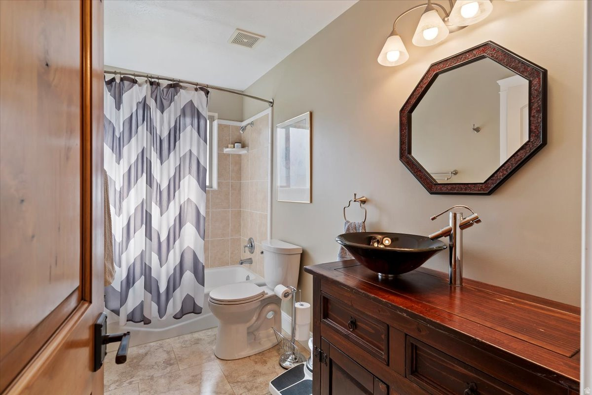 WILLOW CREEK - Residential