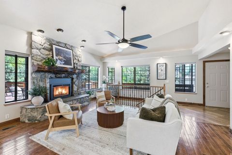 Townhouse For Sale - 3057 Elk Run Dr<br/> Summit County, Park City, UT 84098