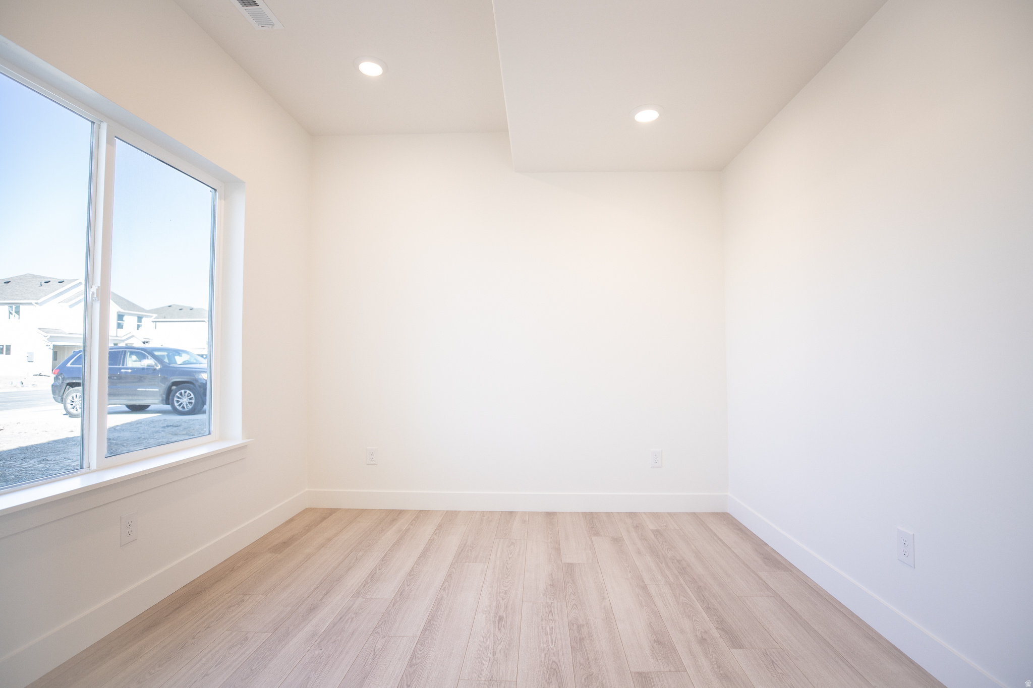 ARROWHEAD SPRINGS - Residential