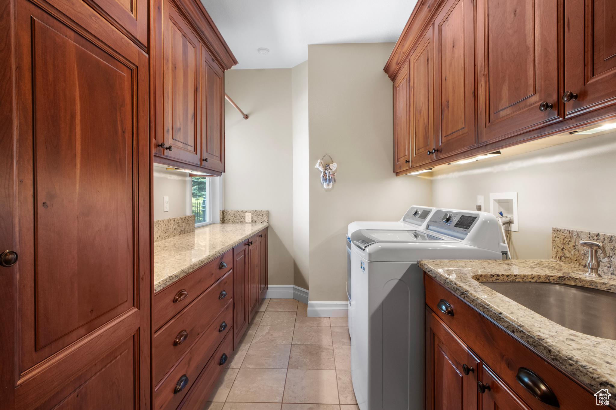 11 Wanderwood Way, Sandy, Utah image 27