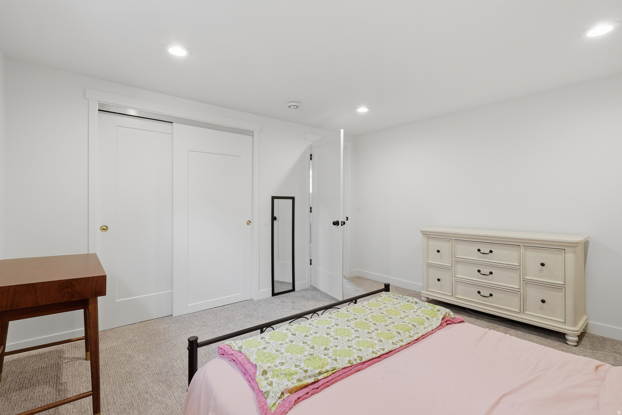 WILLOW CREEK - Residential