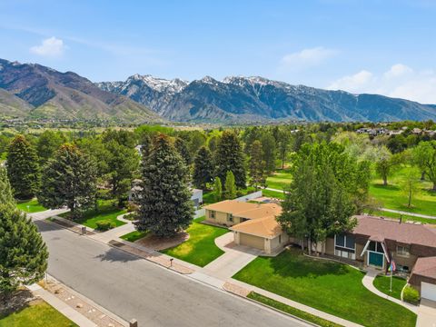 Photo of 2508 E ROBIDOUX RD S, Sandy, UT 84093 (MLS # 2152719)