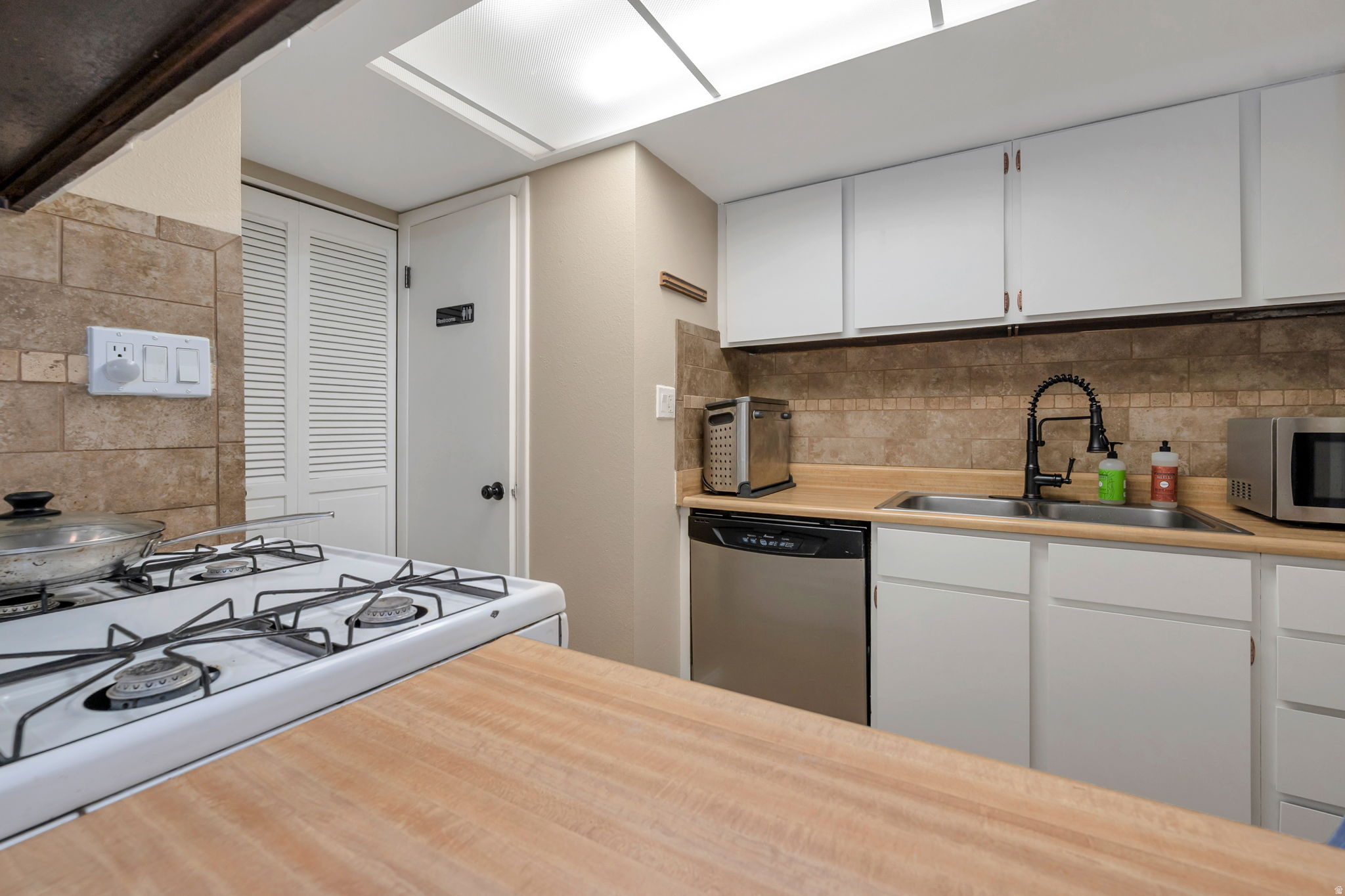 WILLOWS CONDM - Residential