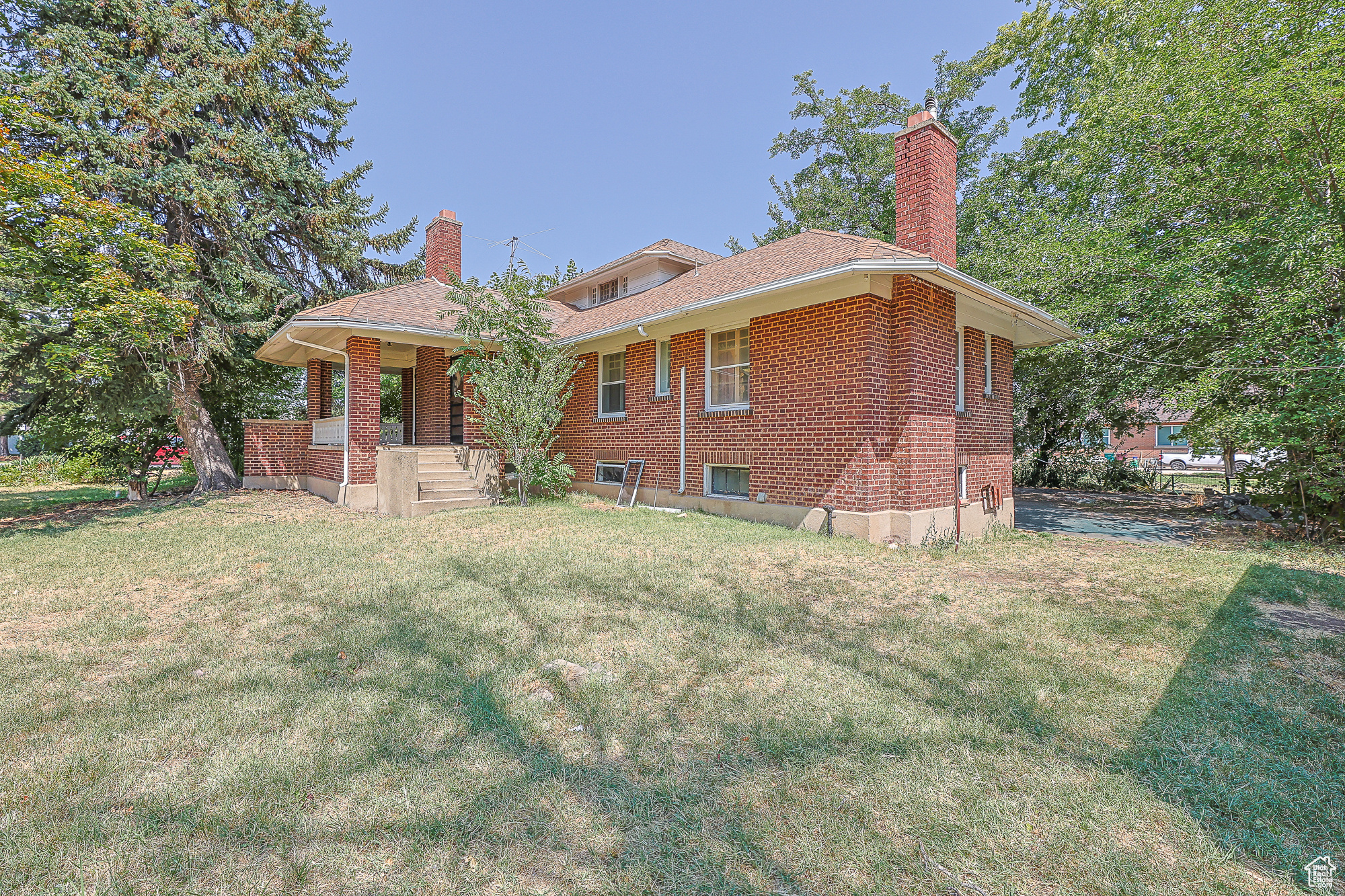 933 W Gentile St, Layton, Utah image 1