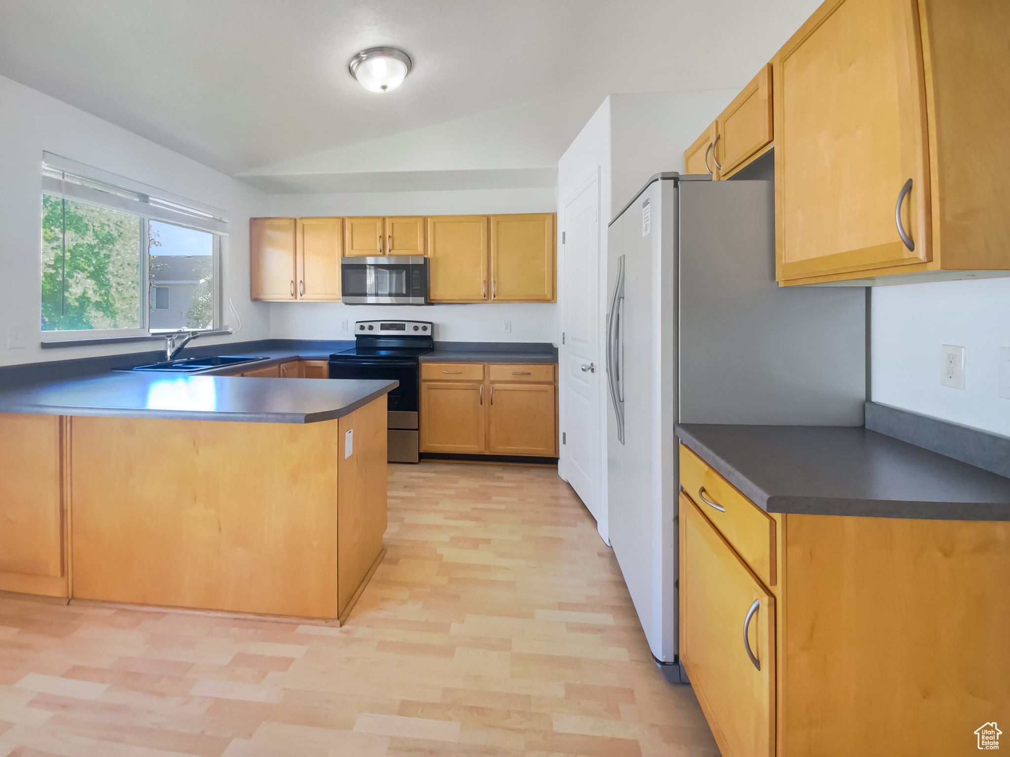 5528 W Ridge Stone Dr, Salt Lake City, Utah image 6