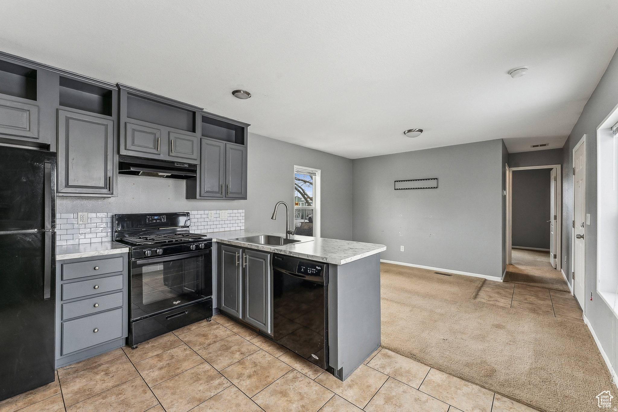 APPLE ACRES - Residential