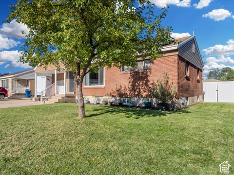 Tiny photo for 4581 S 150 W, Washington Terrace, UT 84405 (MLS # 2188752)