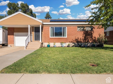 Photo of 4581 S 150 W, Washington Terrace, UT 84405 (MLS # 2188752)
