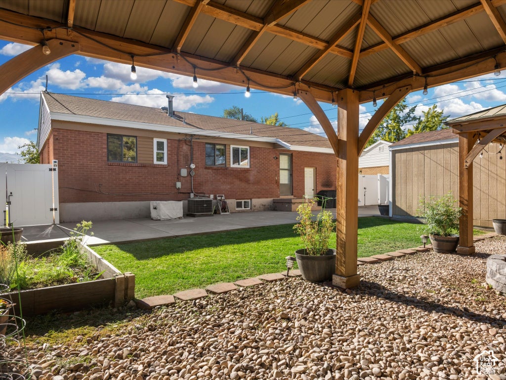 Photo of 4581 S 150 W, Washington Terrace, UT 84405 (MLS # 2188752)