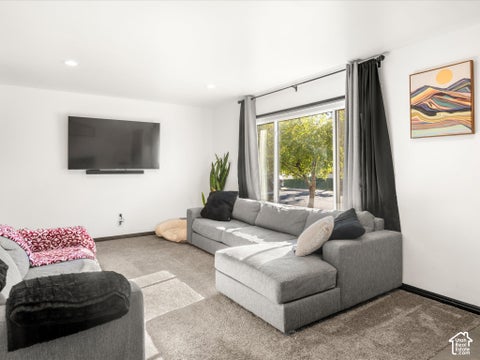 Tiny photo for 4581 S 150 W, Washington Terrace, UT 84405 (MLS # 2188752)