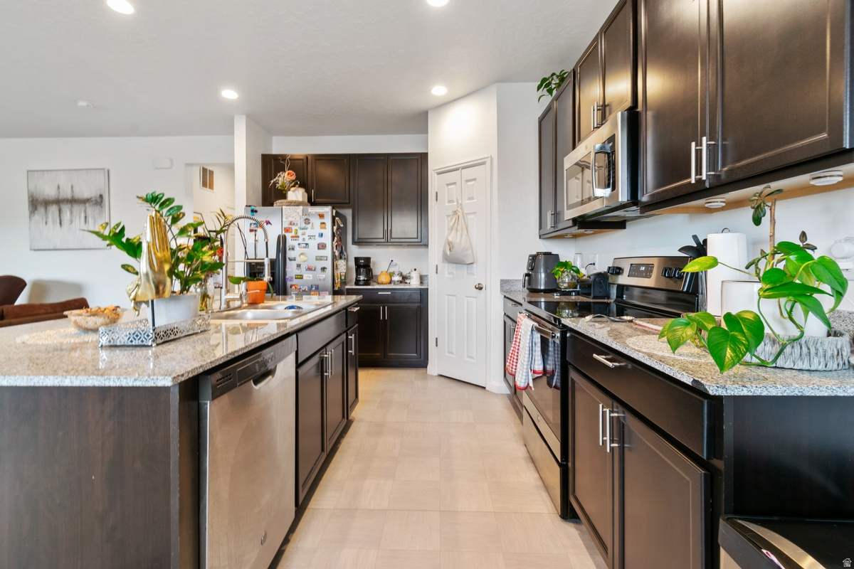 SOUTH HILLS POD 4 SUBDIVISION PHASE 2 - Residential