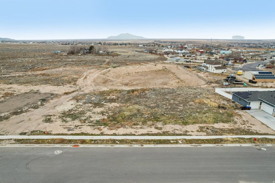 Beautiful .5-acre lot featuring all usable land in a prime location with stunning views. This fully improved property has utilities stubbed, making it an ideal opportunity to build your dream home with ease. A rare find combining location, usability, and convenience.