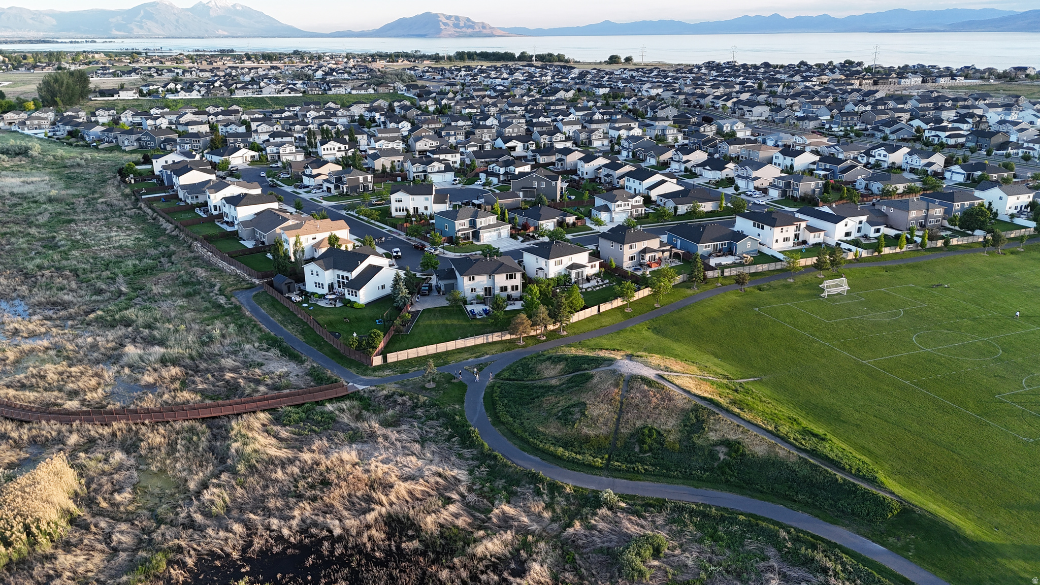 PARKSIDE AT WATERS EDGE - Residential