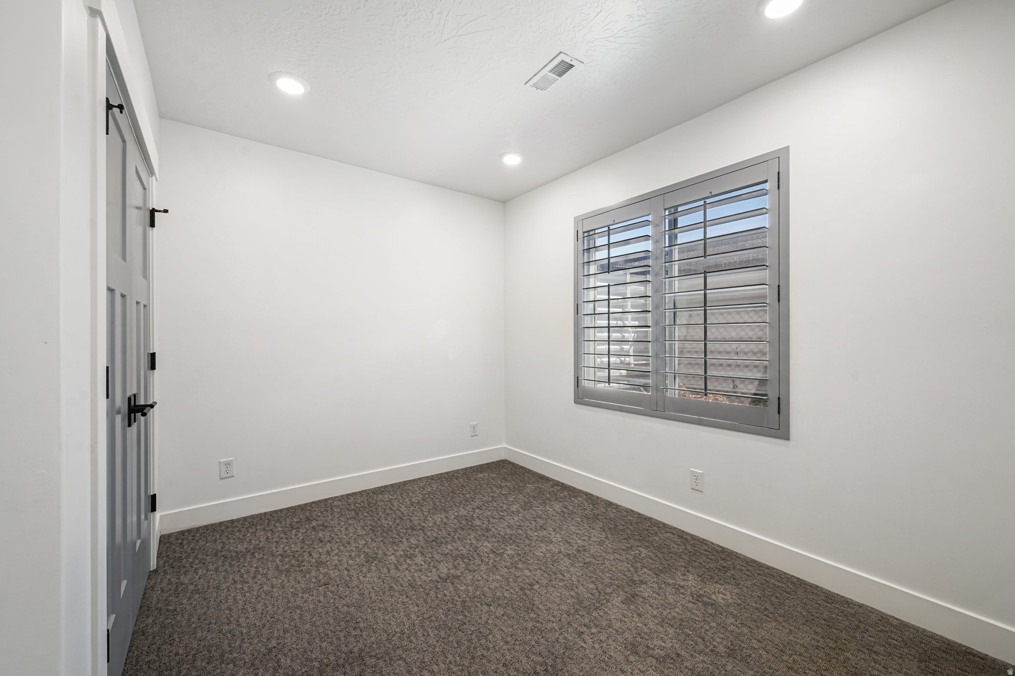 PARKSIDE AT WATERS EDGE - Residential