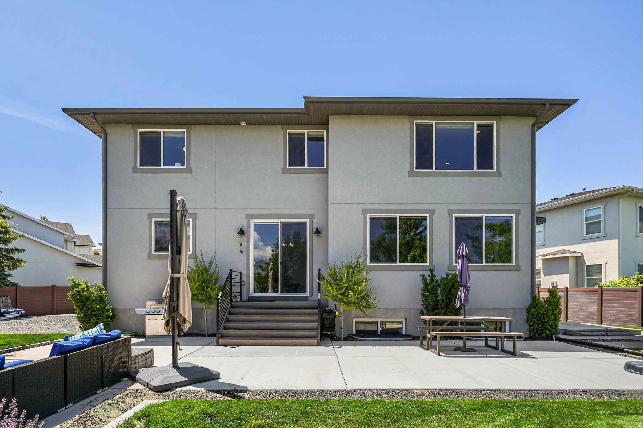 PARKSIDE AT WATERS EDGE - Residential