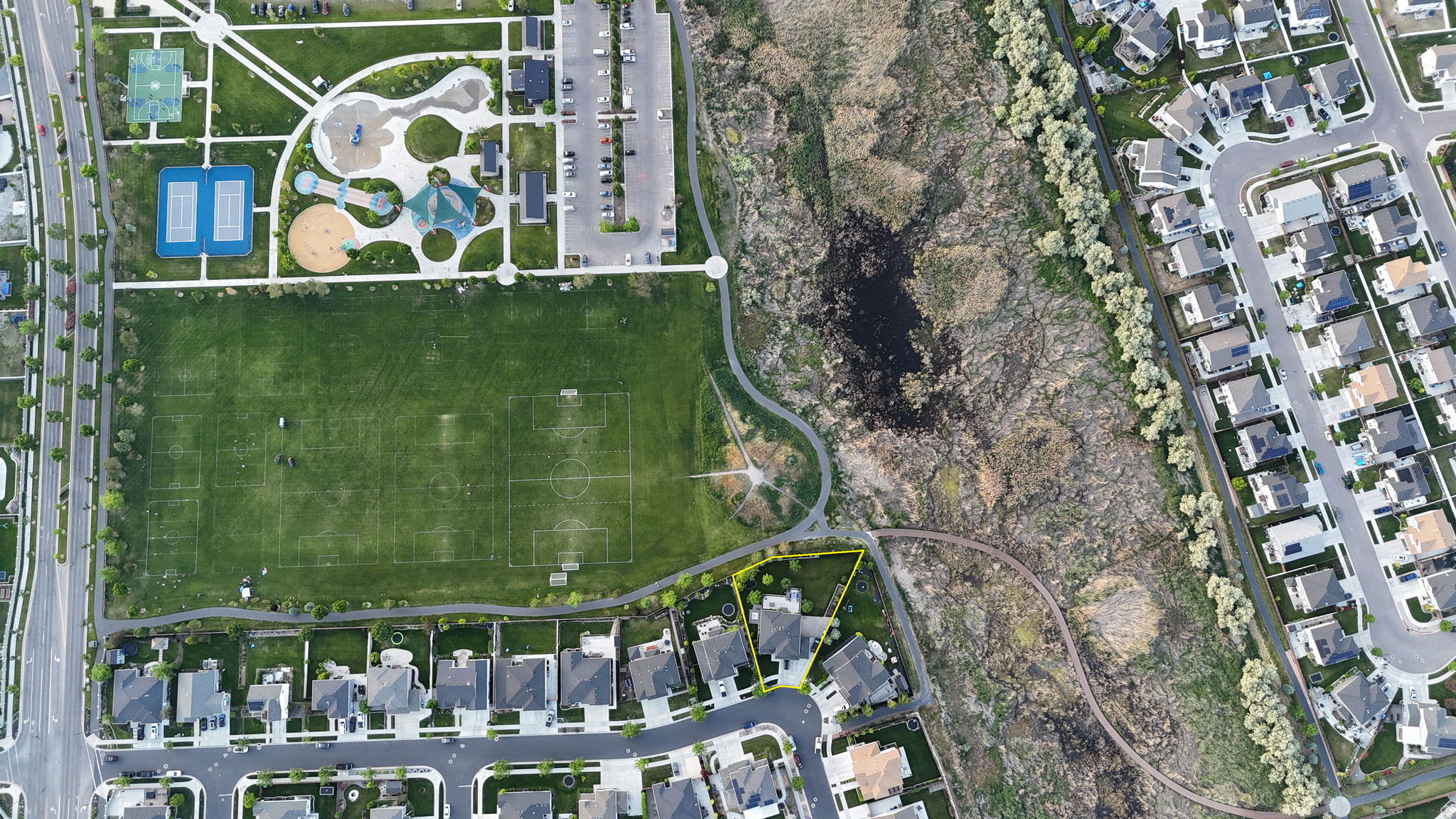 PARKSIDE AT WATERS EDGE - Residential