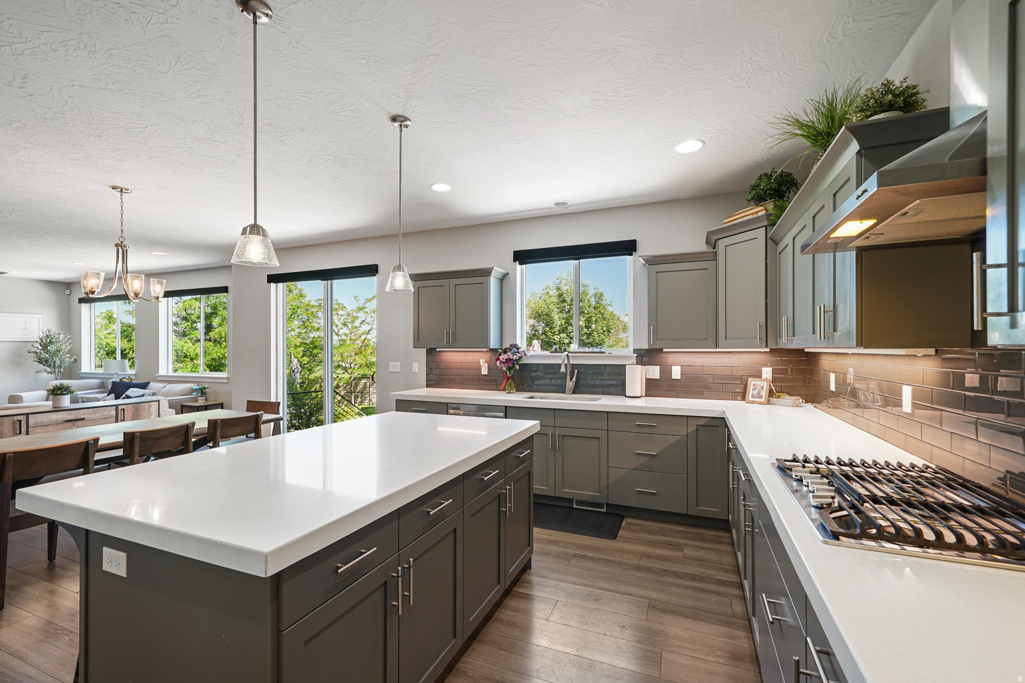 PARKSIDE AT WATERS EDGE - Residential