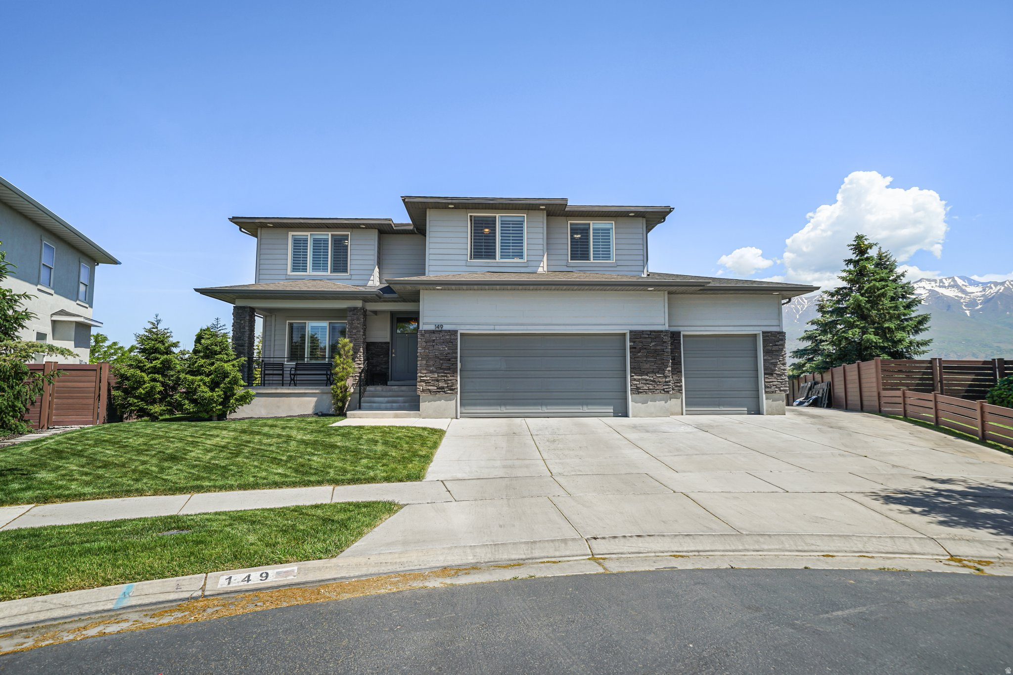 PARKSIDE AT WATERS EDGE - Residential