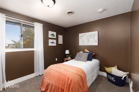 Tiny photo for 5033 S 150 E, Washington Terrace, UT 84405 (MLS # 2149086)