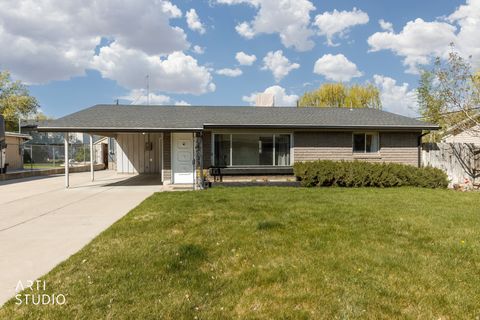 Tiny photo for 5033 S 150 E, Washington Terrace, UT 84405 (MLS # 2149086)
