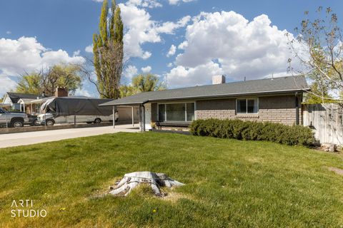 Tiny photo for 5033 S 150 E, Washington Terrace, UT 84405 (MLS # 2149086)