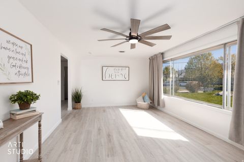 Tiny photo for 5033 S 150 E, Washington Terrace, UT 84405 (MLS # 2149086)