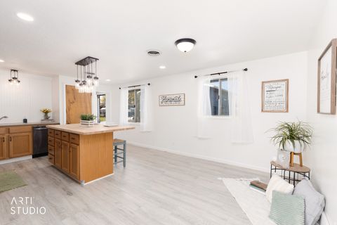 Tiny photo for 5033 S 150 E, Washington Terrace, UT 84405 (MLS # 2149086)