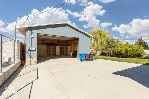 Tiny photo for 5033 S 150 E, Washington Terrace, UT 84405 (MLS # 2149086)