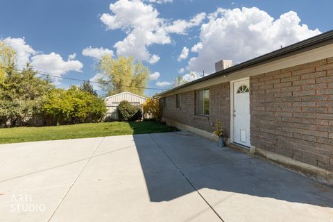 Tiny photo for 5033 S 150 E, Washington Terrace, UT 84405 (MLS # 2149086)
