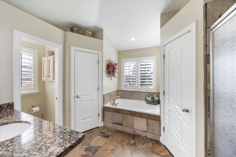 Tiny photo for 5537 W KENSINGTON CIR, Highland, UT 84003 (MLS # 2135912)