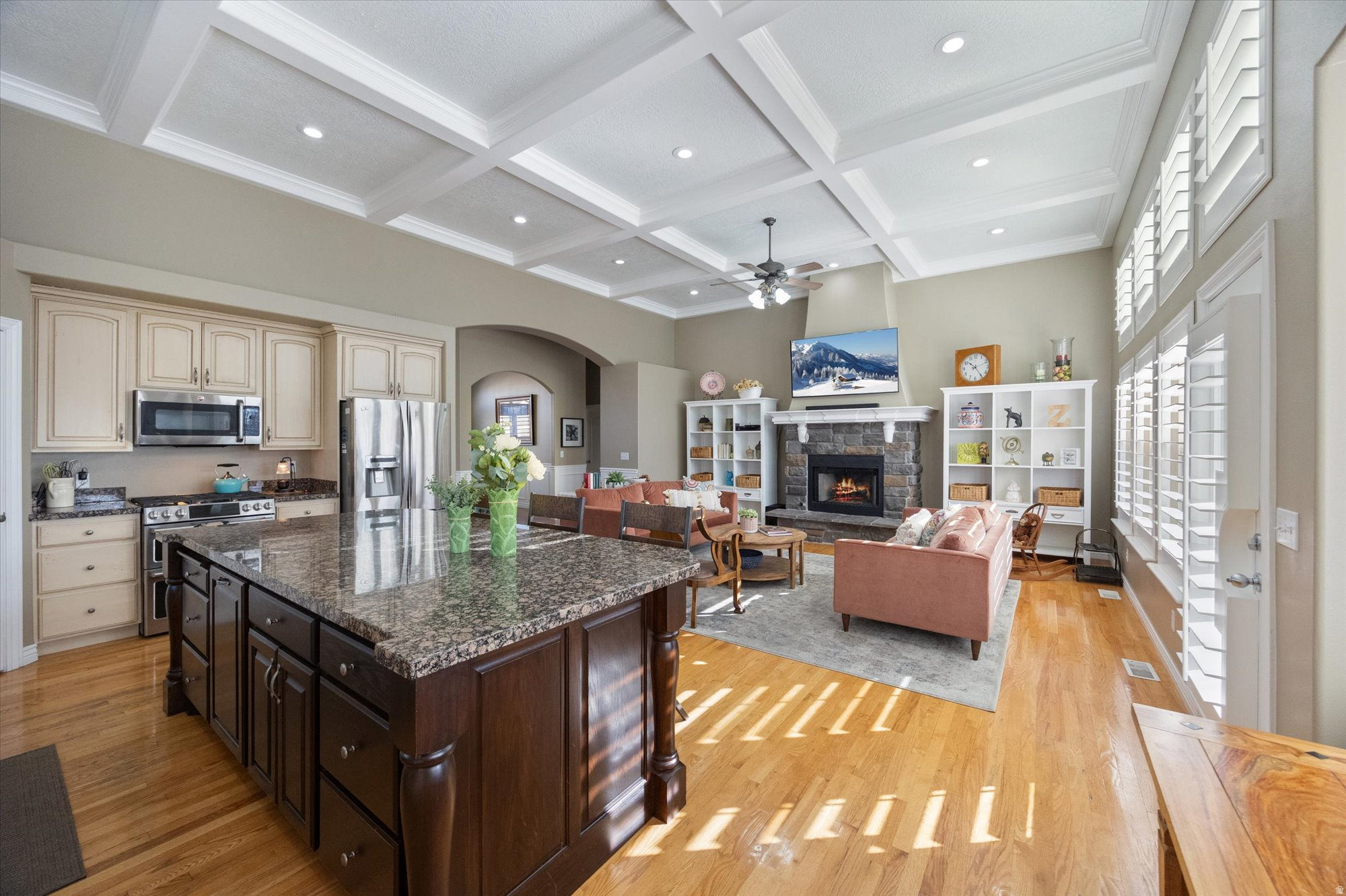 WINDSOR MEADOWS - Residential