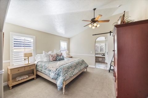 Tiny photo for 5537 W KENSINGTON CIR, Highland, UT 84003 (MLS # 2135912)