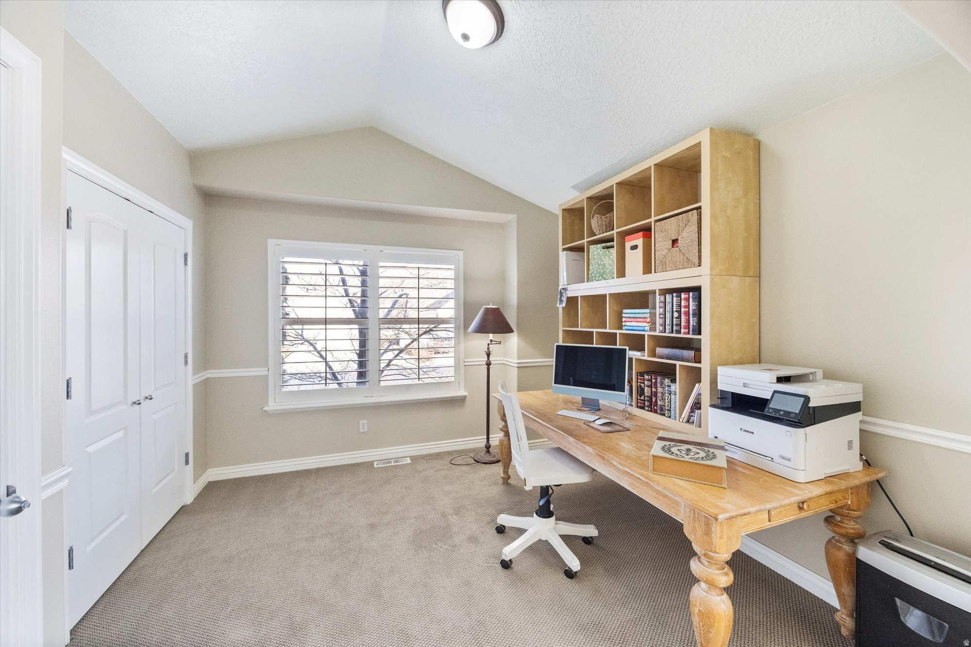 WINDSOR MEADOWS - Residential