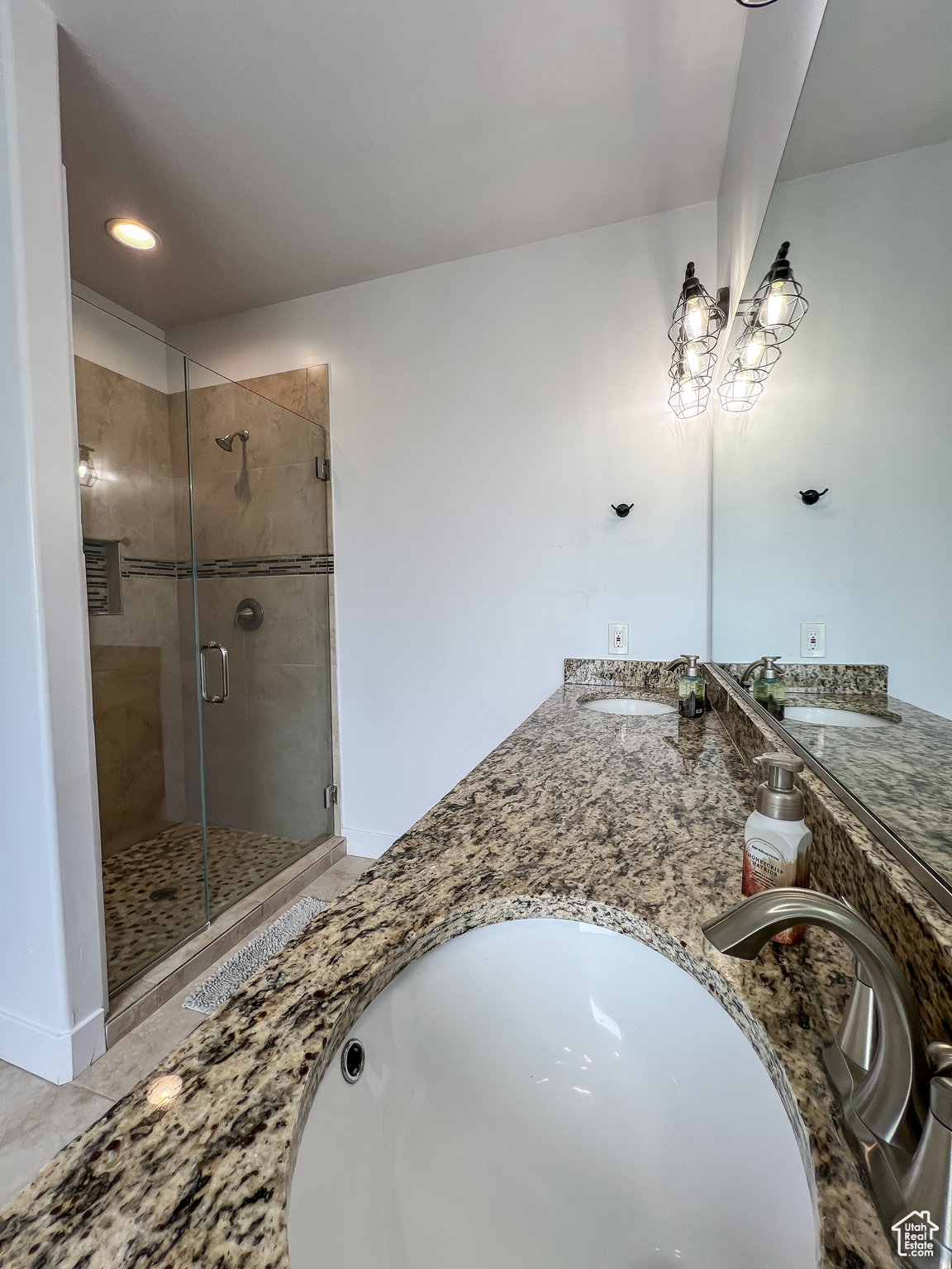 LEGACY ESTATES - Residential