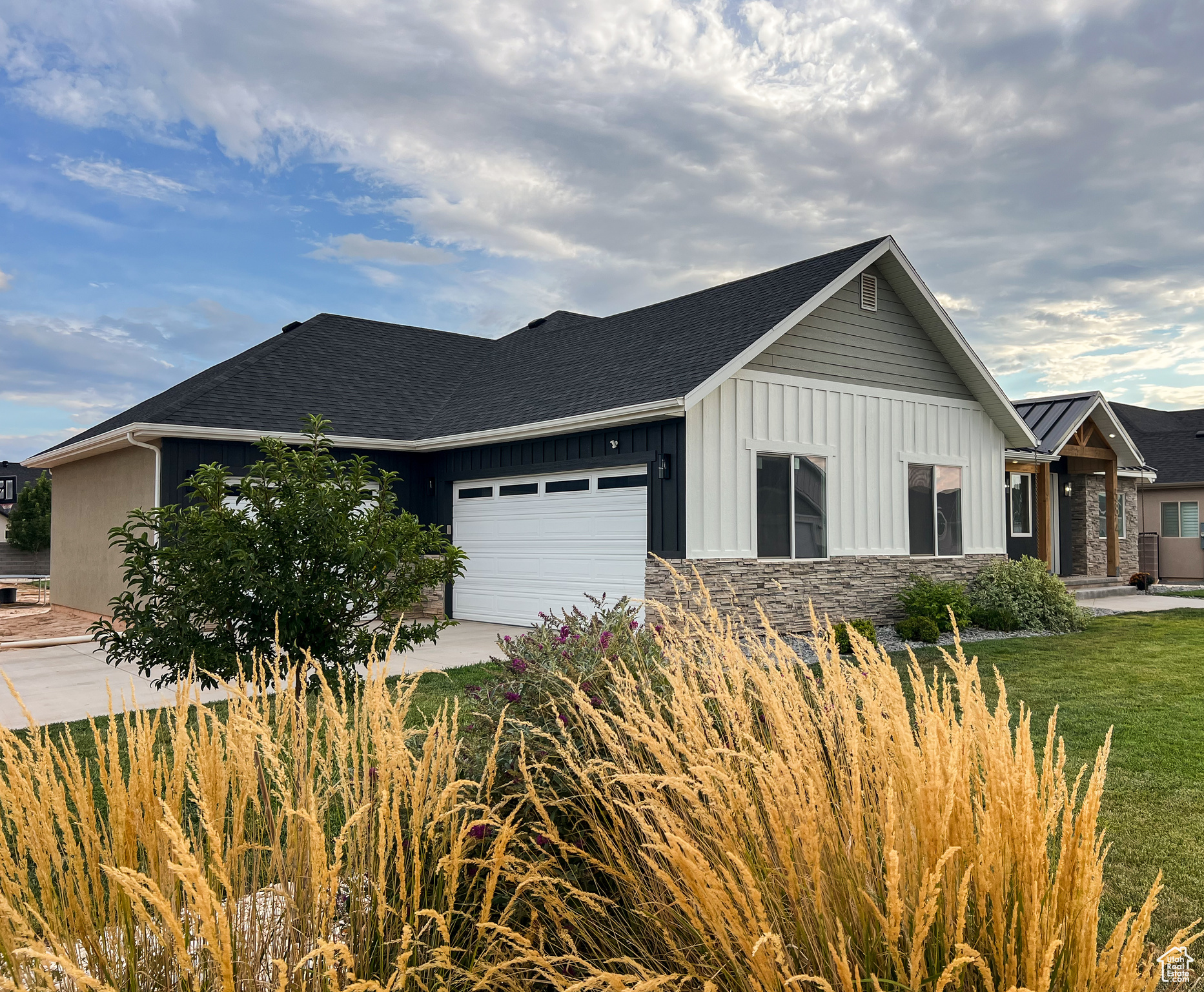 LEGACY ESTATES - Residential